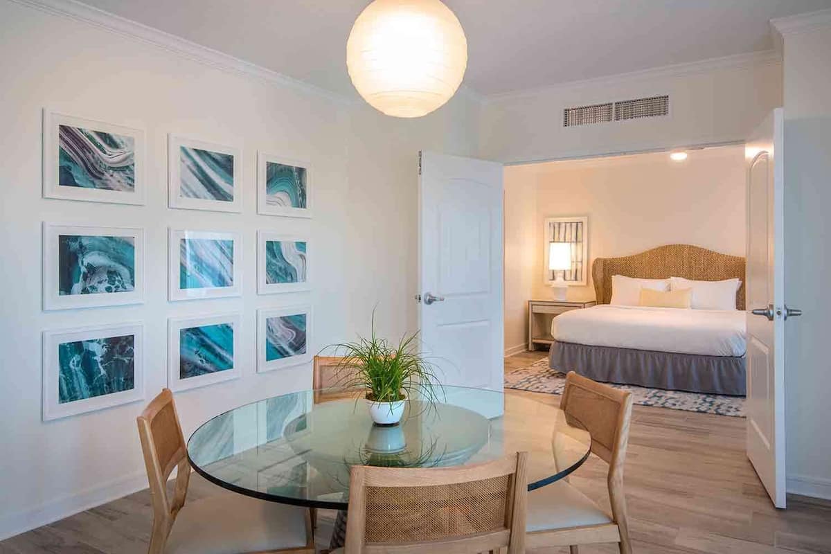 3 habitaciones y ropa de cama de alta calidad