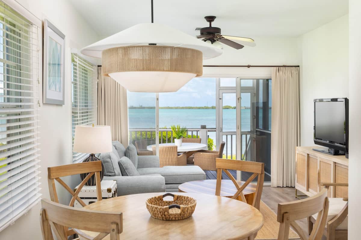 3 habitaciones y ropa de cama de alta calidad