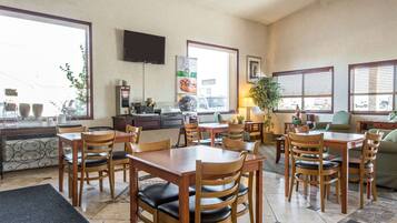 Colazione a buffet inclusa, servita tutte le mattine