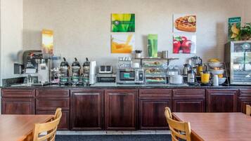 Free daily buffet breakfast