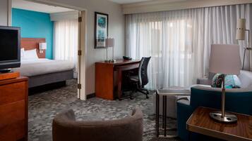 Egyptian cotton sheets, premium bedding, pillowtop beds