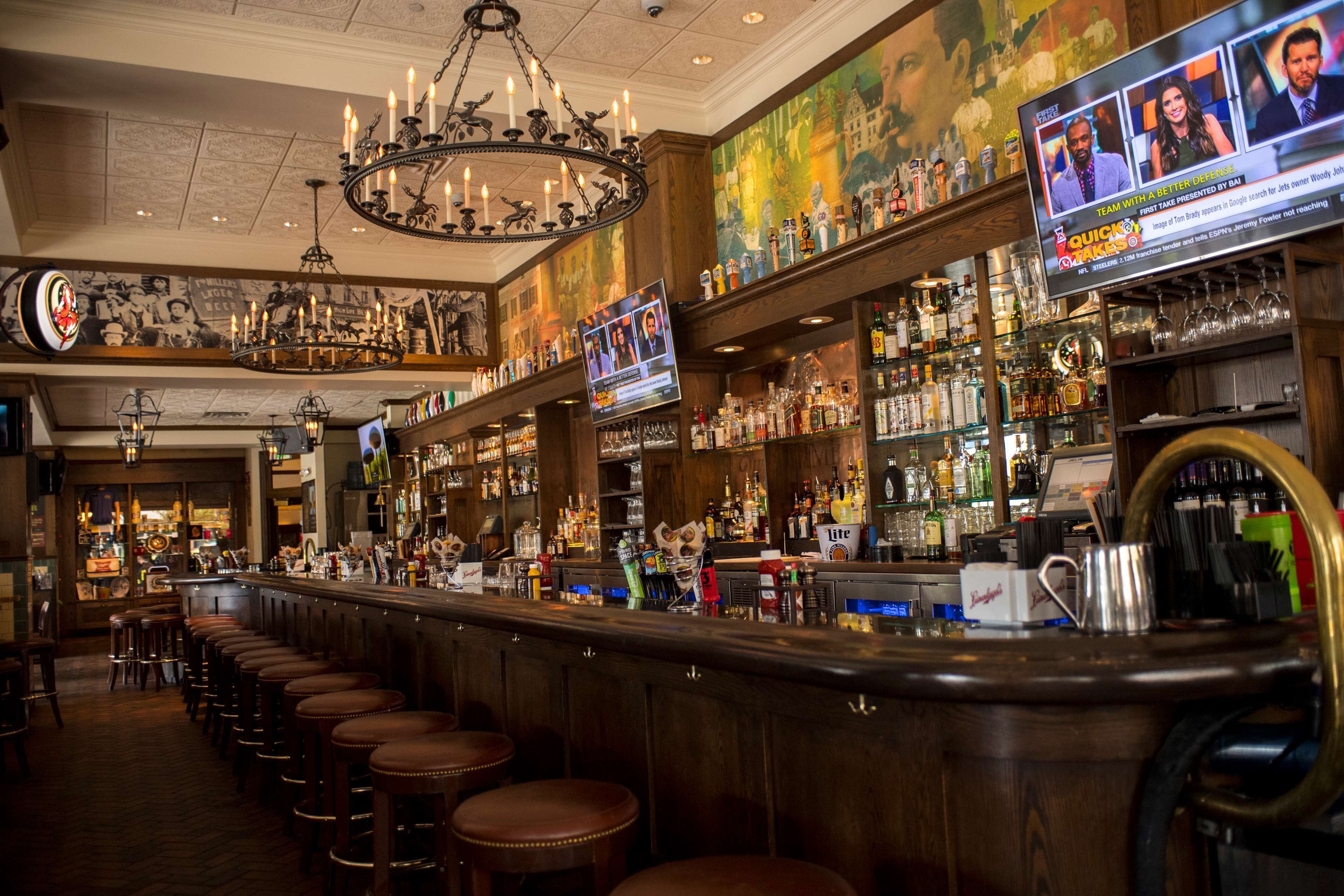 3 間酒吧/酒廊、大廳酒吧