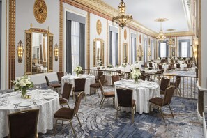 Ballroom - Hilton Milwaukee (Milwaukee)