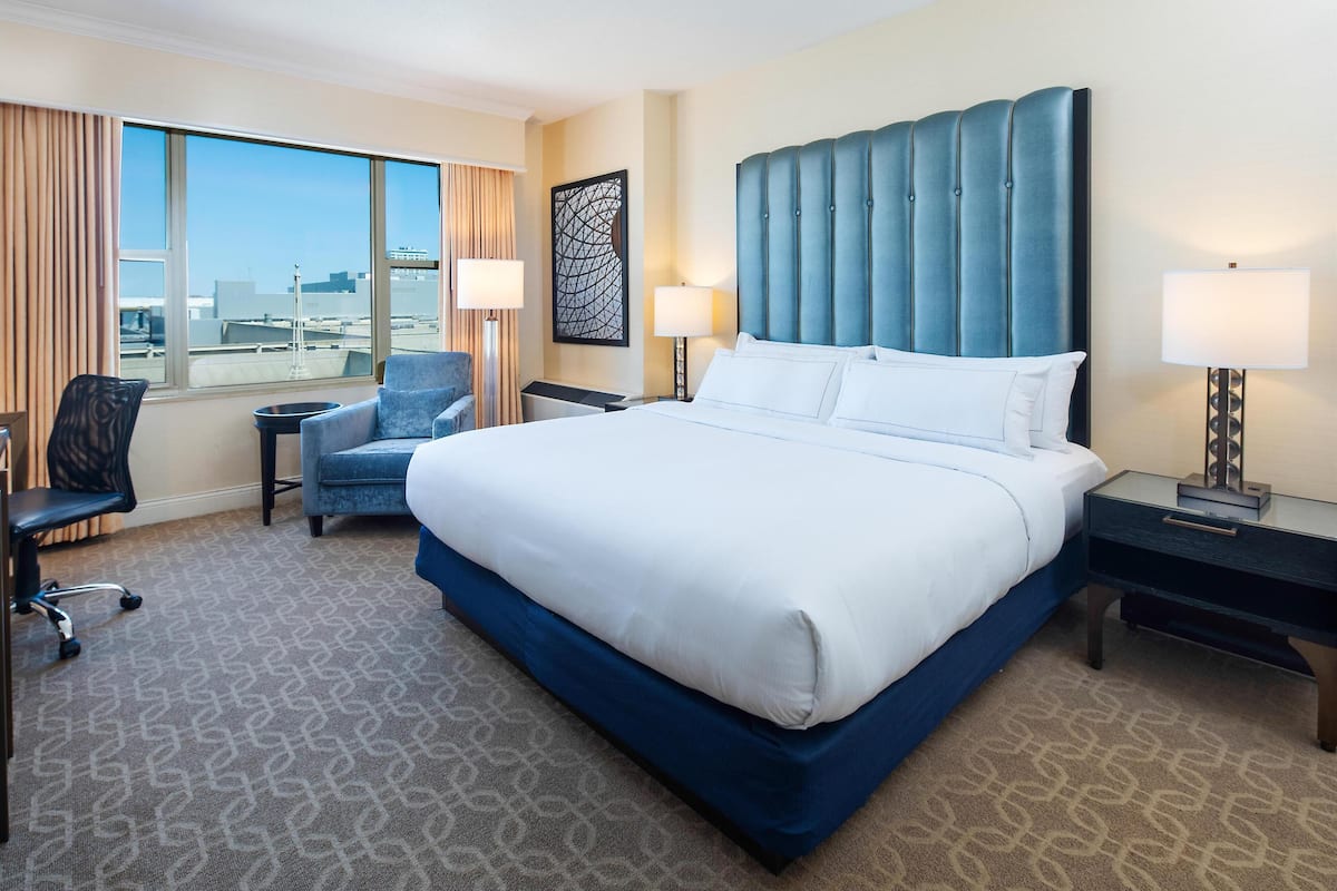 Premium bedding, pillowtop beds, in-room safe, desk