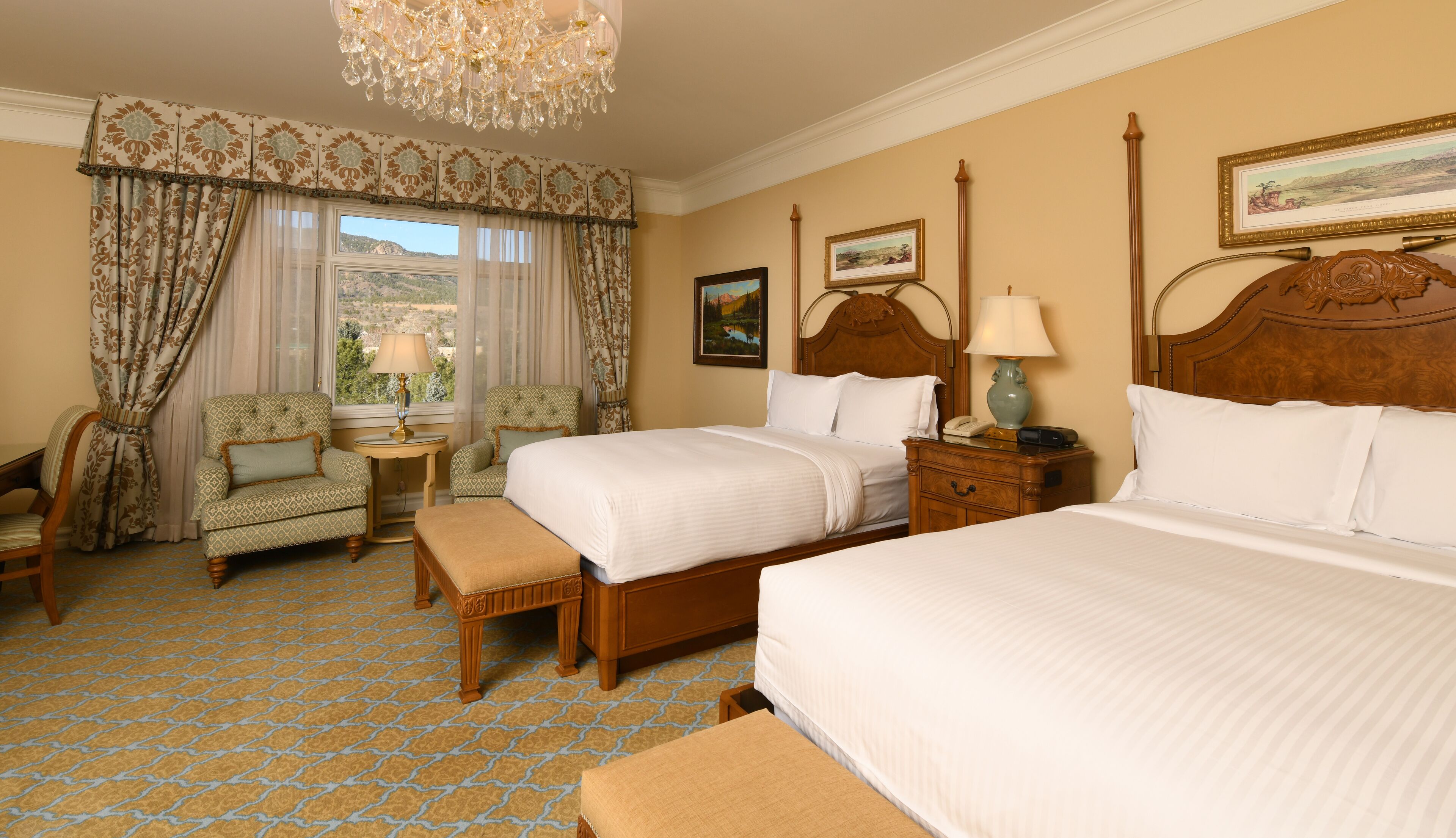 suite | premium bedding, pillow-top beds, minibar, in-room safe