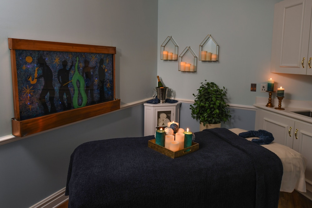 The Broadmoor by null