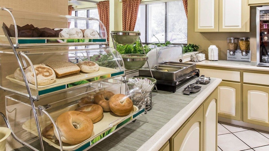 Quality Inn At the Mall - Valdosta