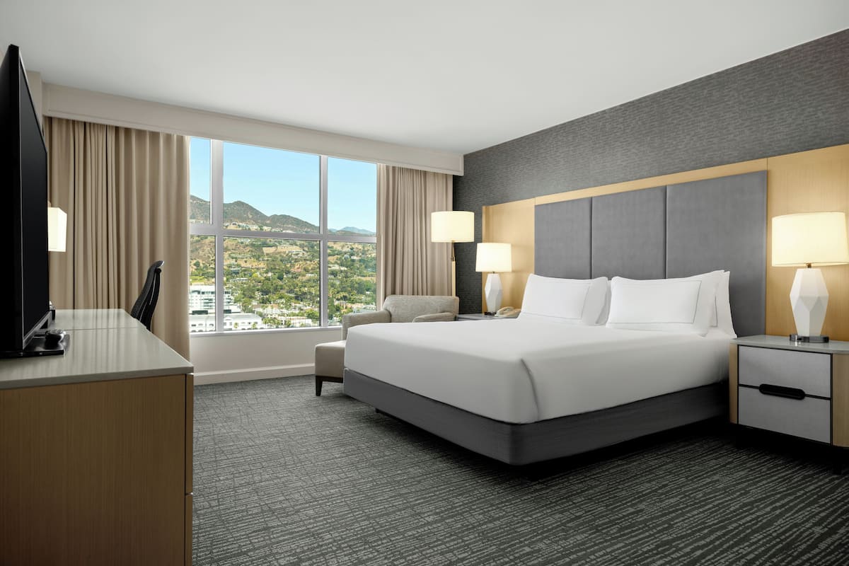 Chambre Deluxe, 1 trÚs grand lit | 1 chambre, literie de qualité supérieure, couette en duvet d'oie