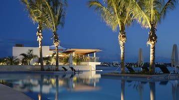 2 outdoor pools, pool cabanas (surcharge), pool umbrellas