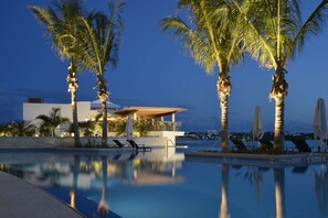 2 outdoor pools, pool cabanas (surcharge), pool umbrellas