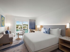 Sengetøy av topp kvalitet, safe på rommet og skrivebord