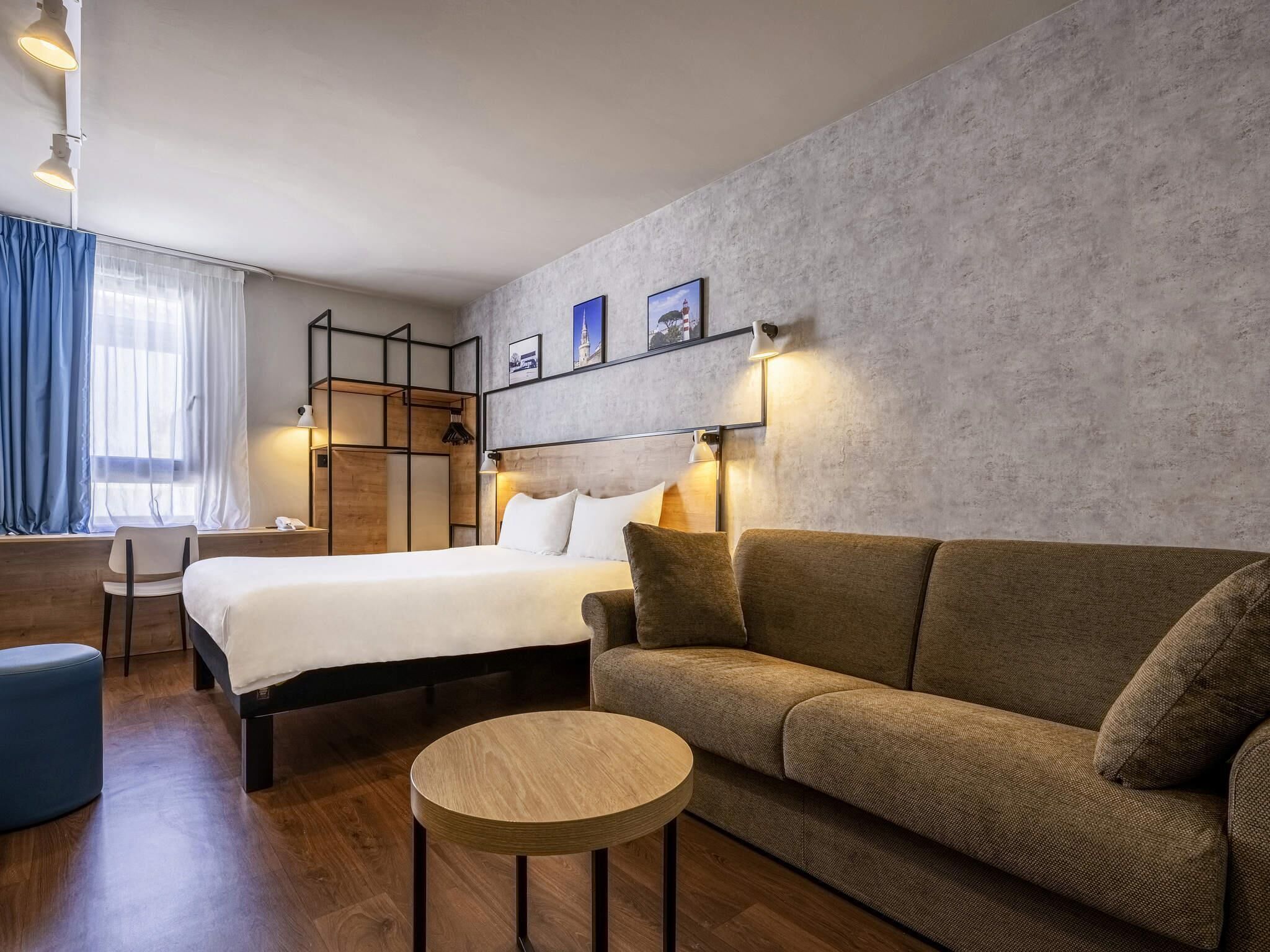 Premium Double Room, 1 Double Bed with Sofa bed | Premium bedding, desk, laptop workspace, blackout drapes