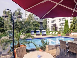Seasonal outdoor pool, sun loungers