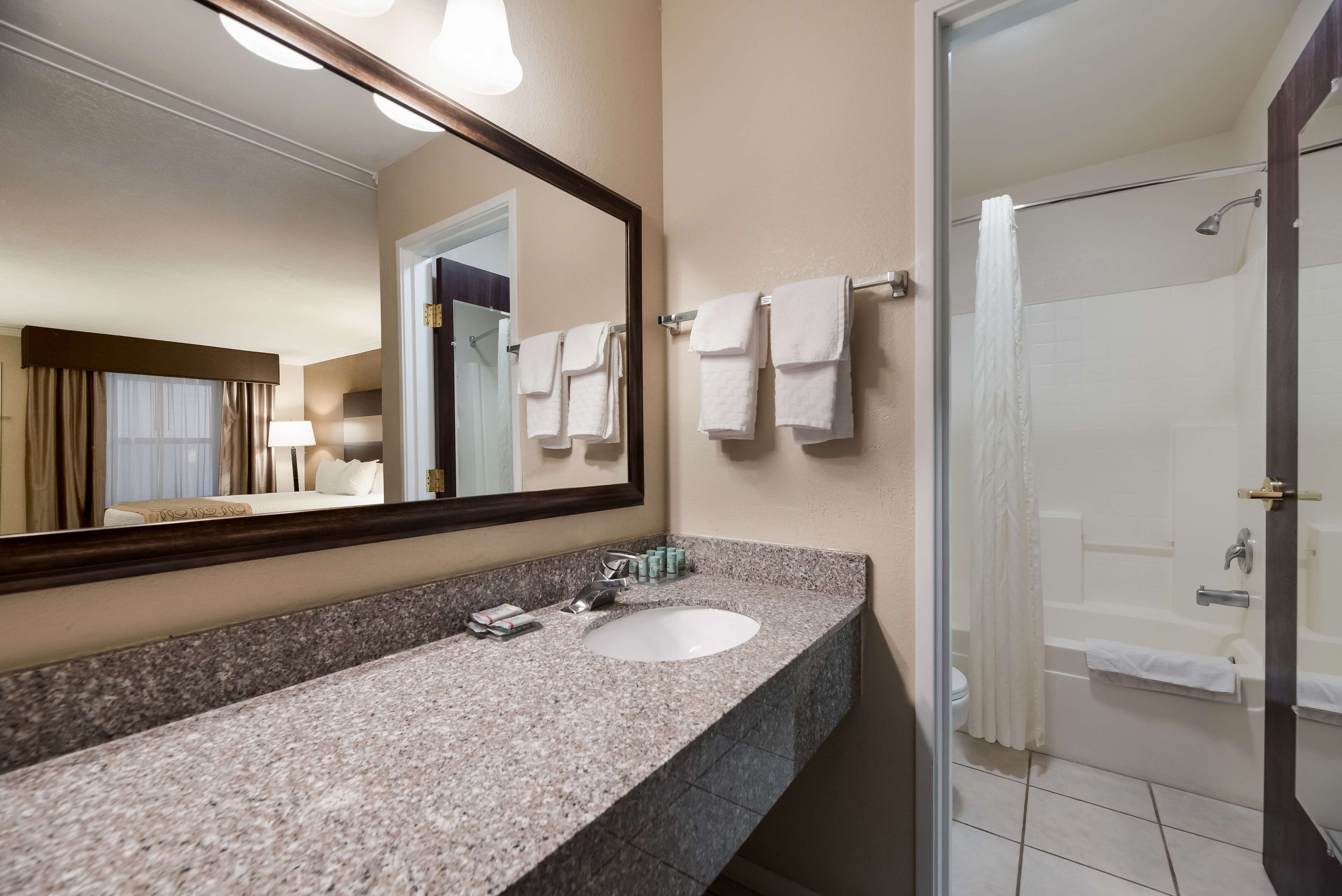 standard room, multiple beds, non smoking, refrigerator & microwave | bathroom | combined shower/bathtub, hair dryer, towels
