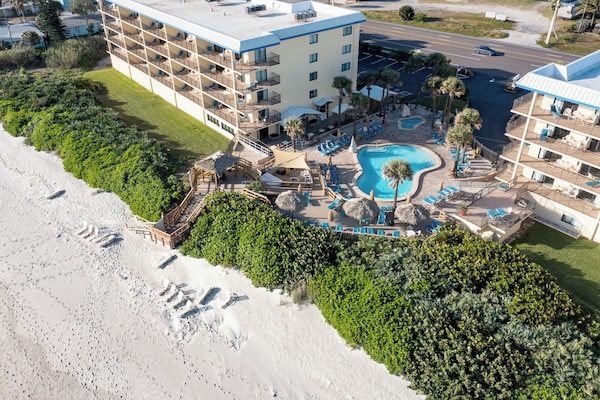 Las Olas Beach Club - Satellite Beach, FL