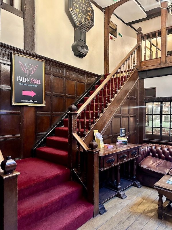 Staircase - Angel Hotel (Guildford)