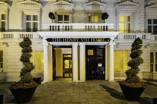 Hotel Henry VIII