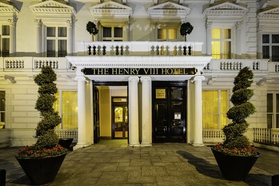 Hotel Henry VIII