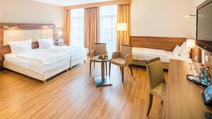 Family Room, 1 Double Bed - Best Western Plus Hotel Am Schlossberg (Nuertingen)