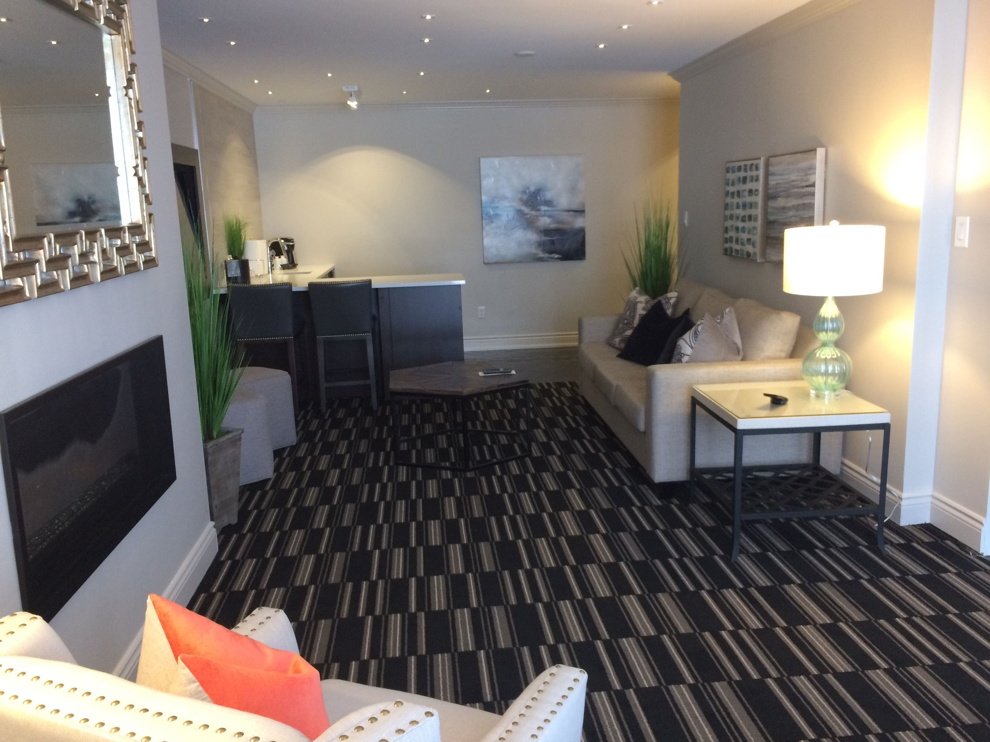 luxury suite, 1 bedroom, non smoking (stair access only) | hypo-allergenic bedding, desk, blackout curtains, iron/ironing board