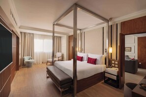 Deluxe Suite | Select Comfort beds, minibar, in-room safe, desk - Sonesta Hotel, Tower & Casino - Cairo (Cairo)