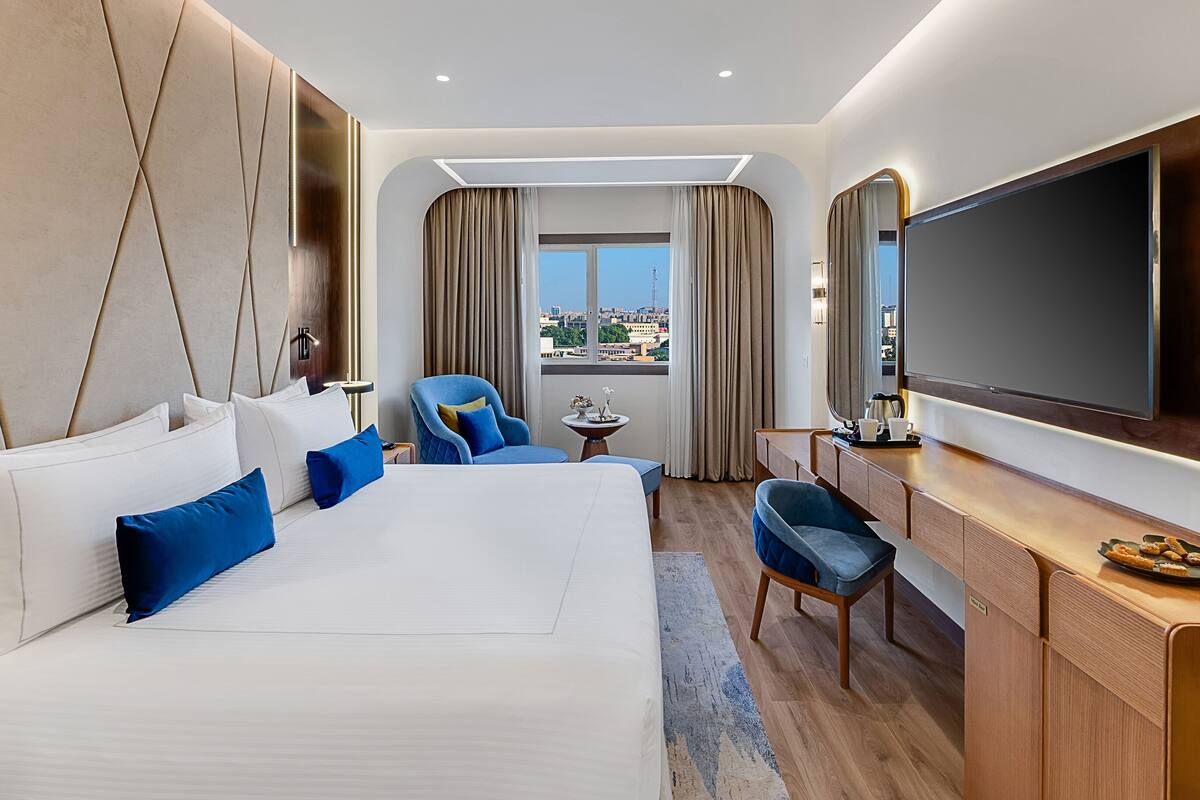 Premium Executive Room. | Select Comfort beds, minibar, in-room safe, desk