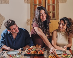 5 restaurants; breakfast, lunch, and dinner served - Sonesta Hotel Tower & Casino Cairo (Cairo)