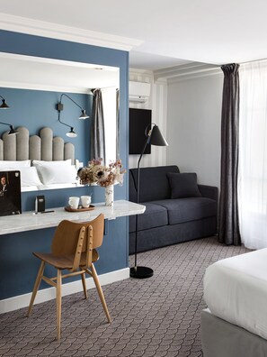 Deluxe Double Room | 1 bedroom, in-room safe, individually decorated, individually furnished
