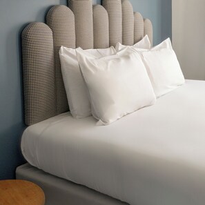 Superior Double Room | In-room safe, individually decorated, individually furnished, desk - Hotel Paradis (Paris)