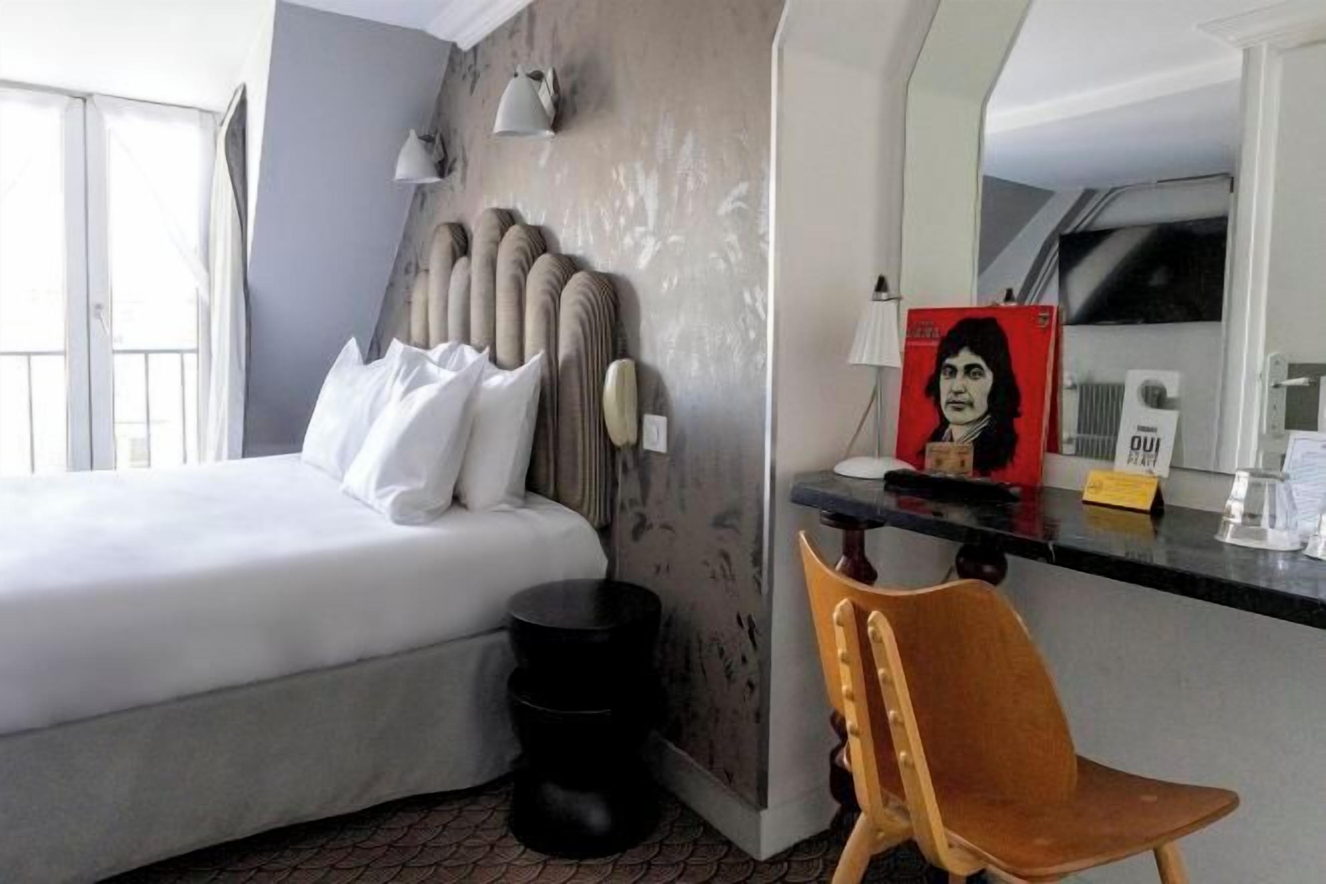 In-room safe, individually decorated, individually furnished, desk