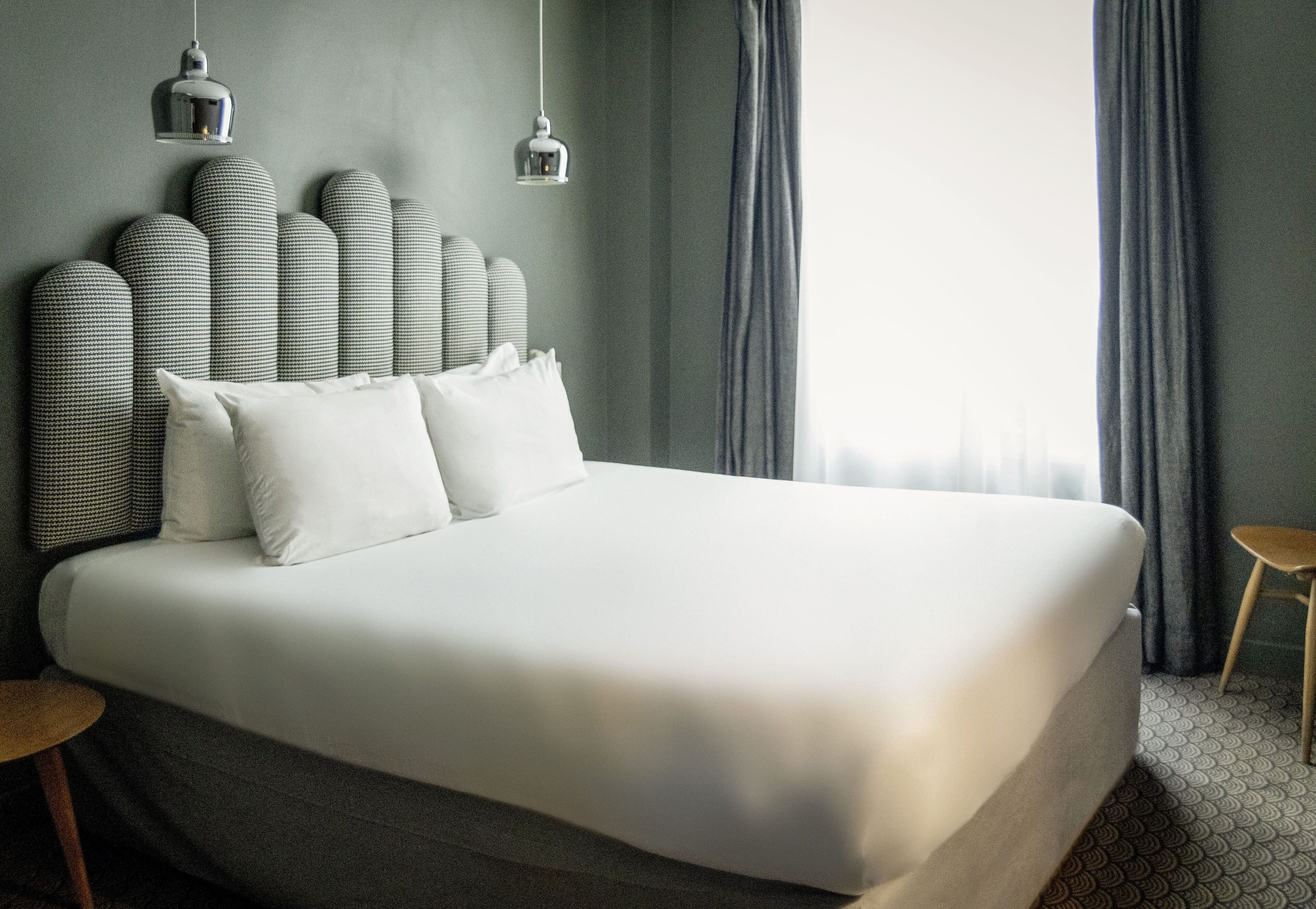 Habitación doble superior | Caja de seguridad en la habitación y decoración personalizada 