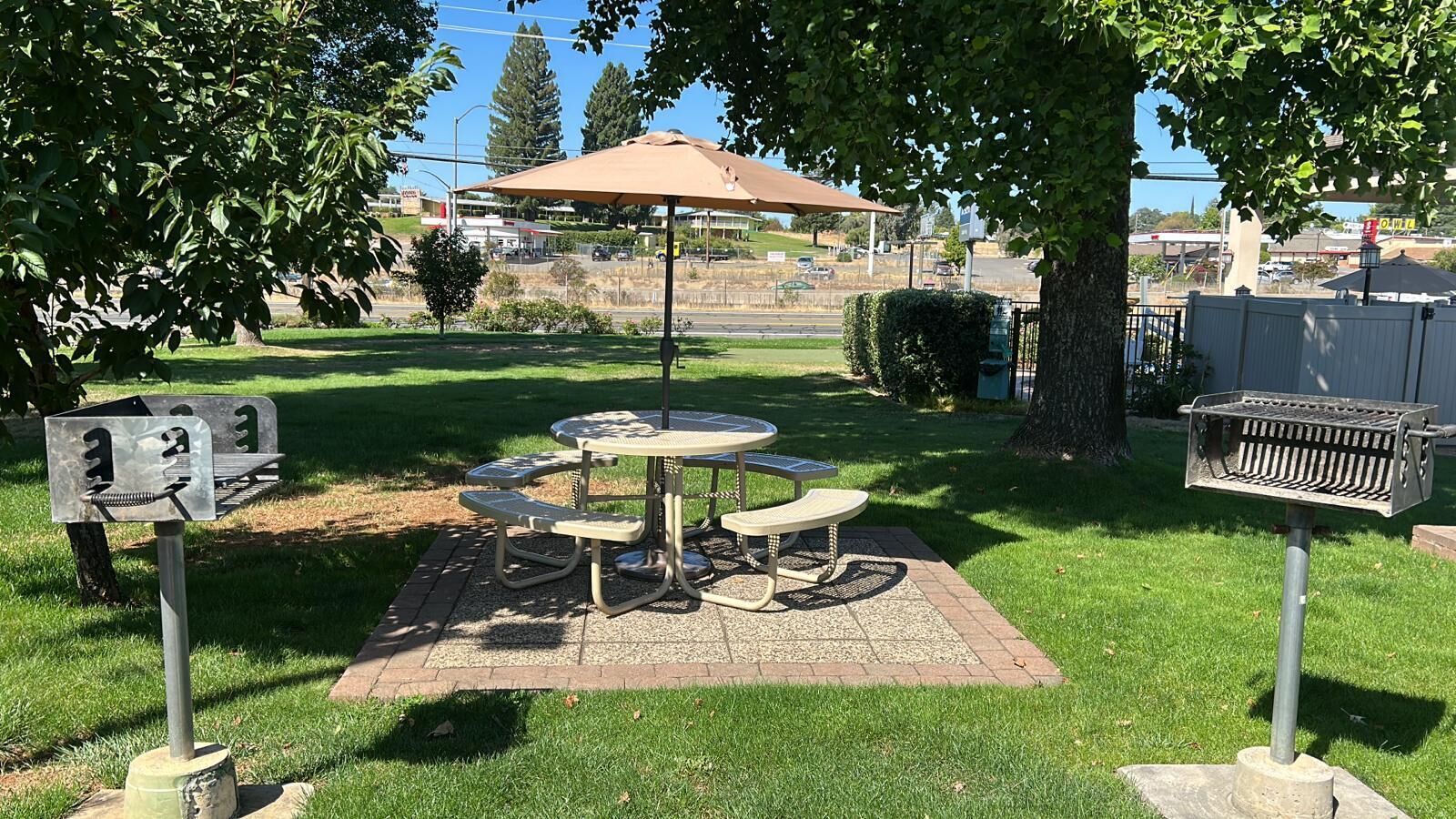 bbq/picnic area