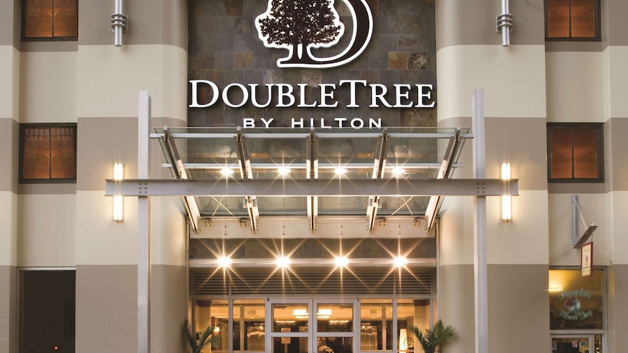 DoubleTree by Hilton Hotel & Suites Pittsburgh Downtown