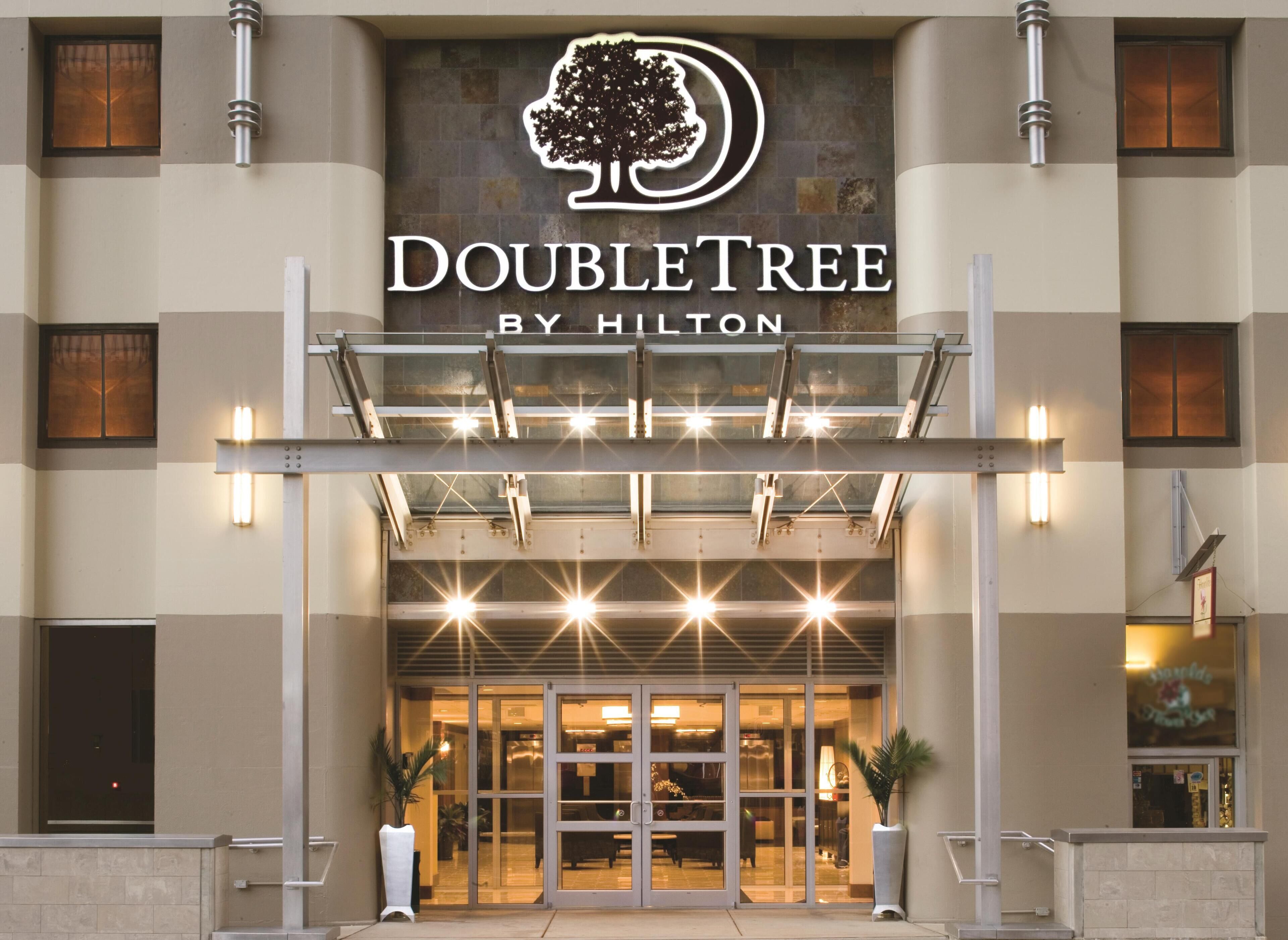 Photo - DoubleTree by Hilton Hotel & Suites Pittsburgh Downtown