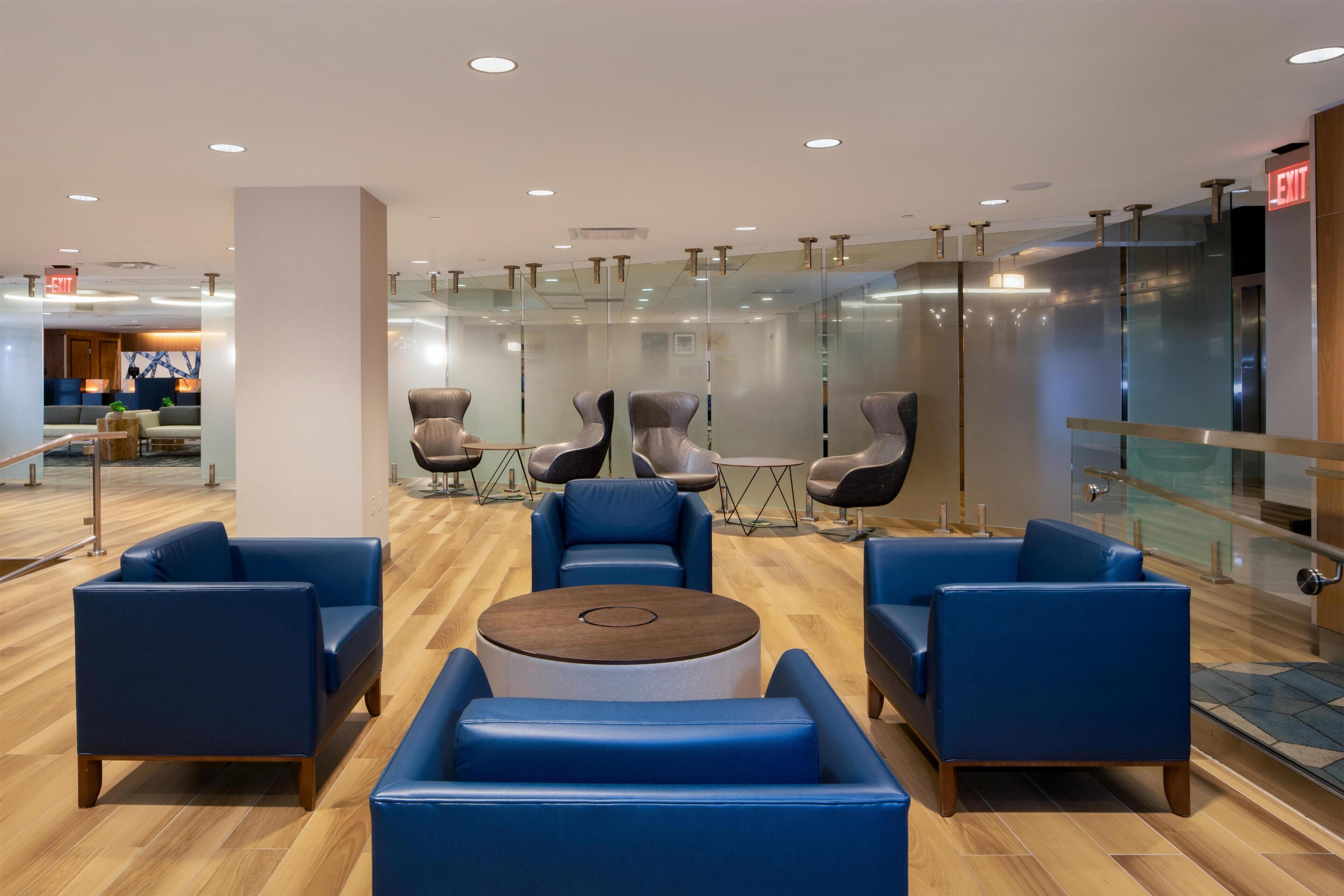 Photo - DoubleTree by Hilton Hotel & Suites Pittsburgh Downtown