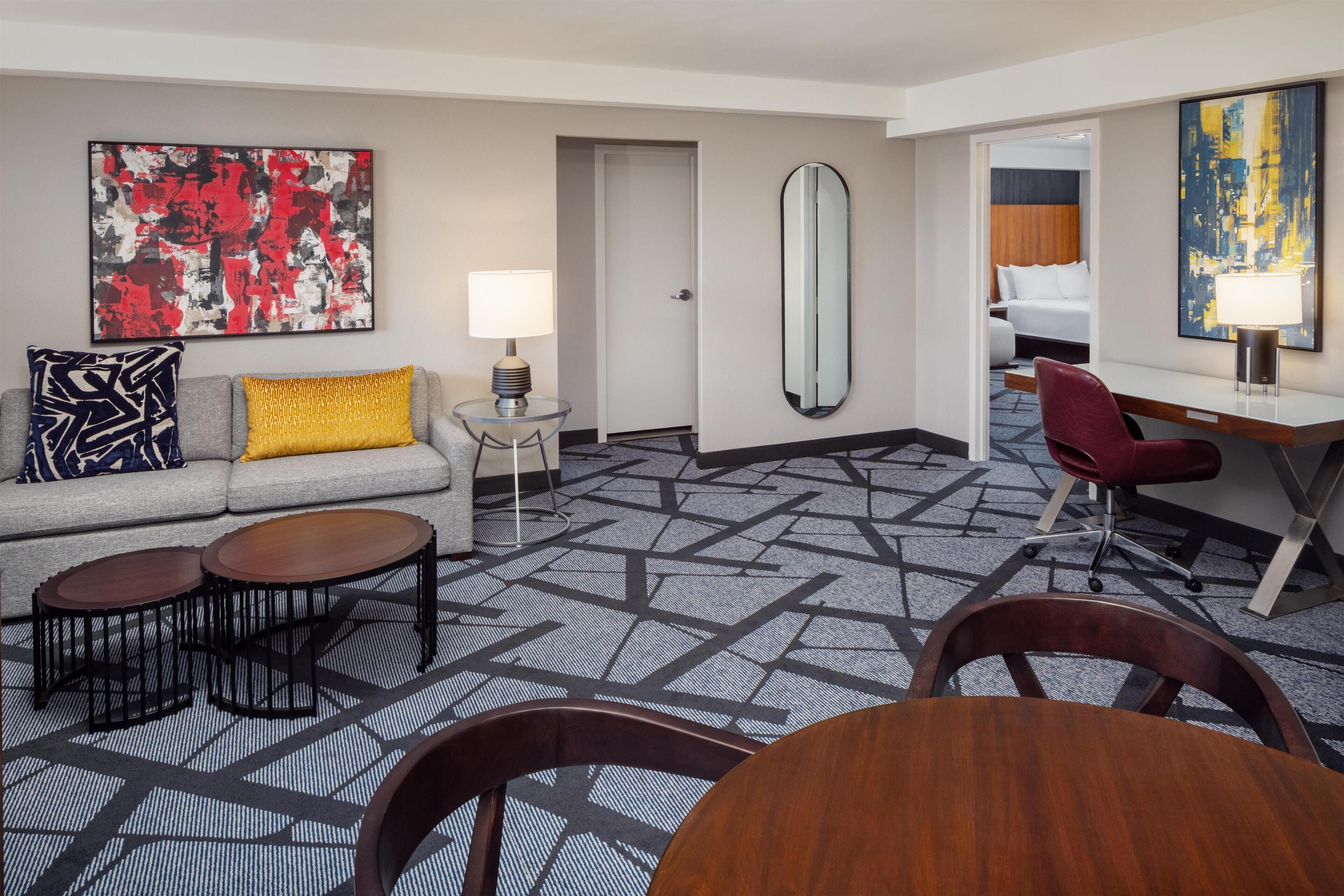 Photo - DoubleTree by Hilton Hotel & Suites Pittsburgh Downtown