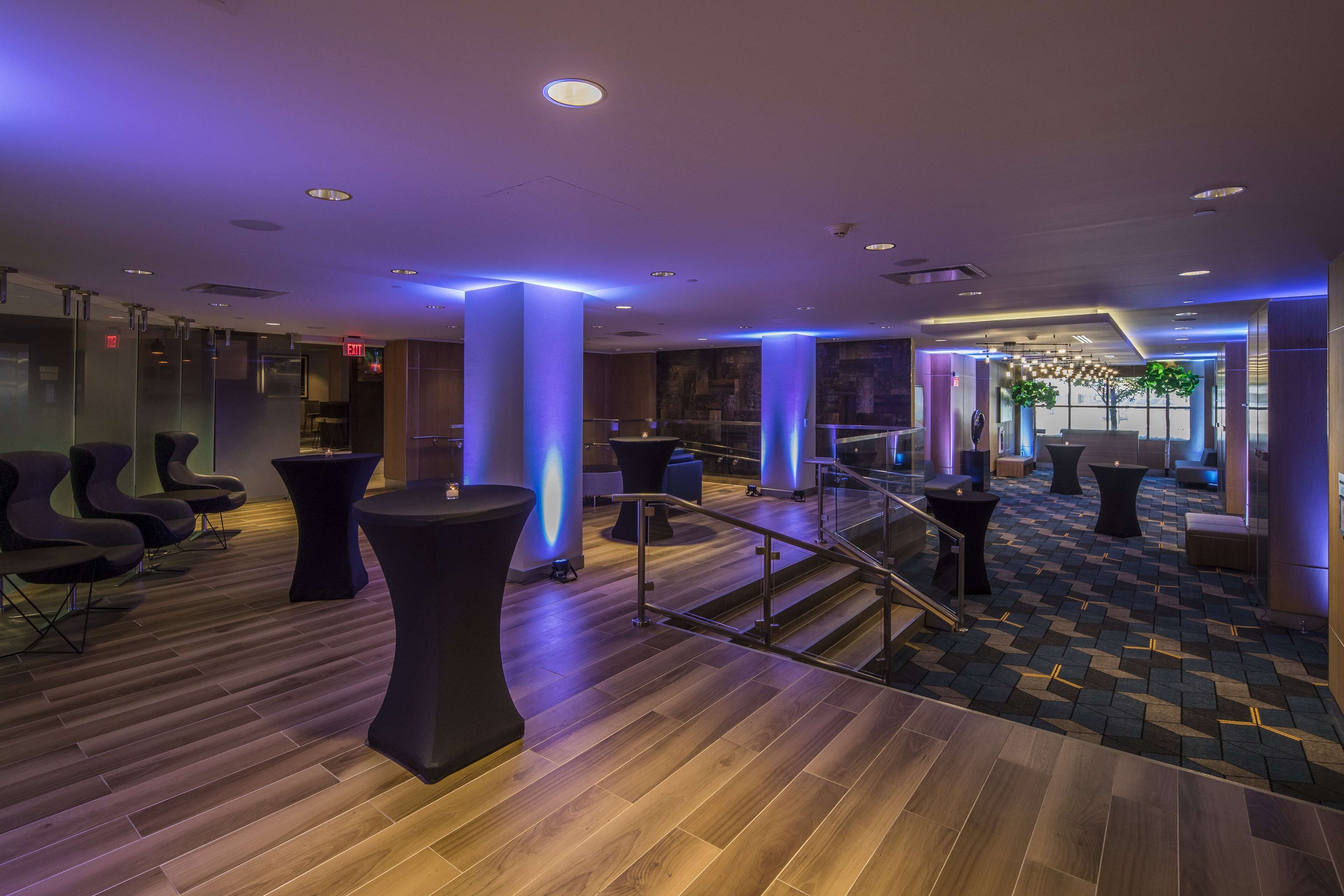 Foto - DoubleTree by Hilton Hotel & Suites Pittsburgh Downtown