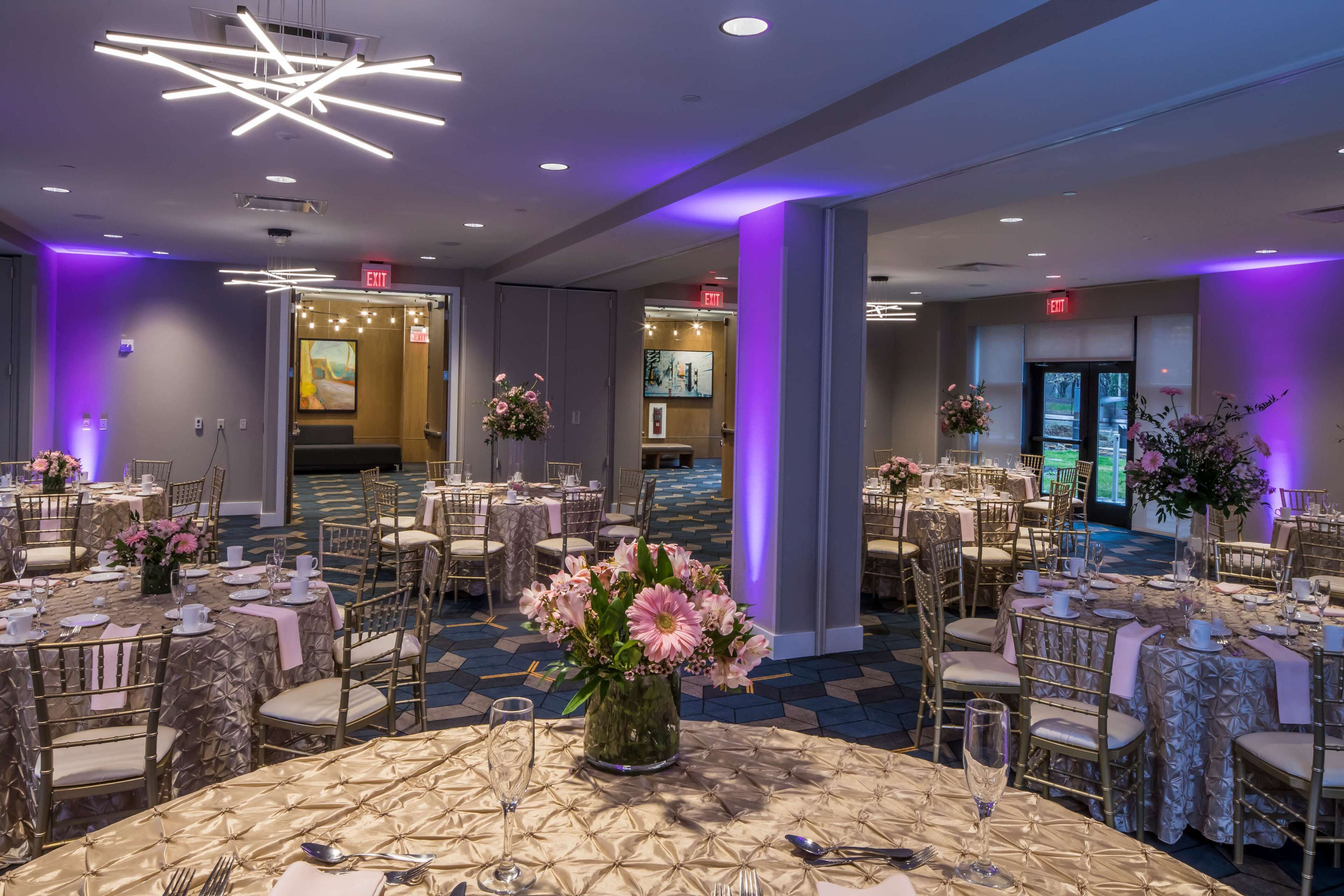 Foto - DoubleTree by Hilton Hotel & Suites Pittsburgh Downtown