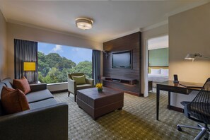 Suite, 1 Bedroom | Minibar, in-room safe, desk, laptop workspace