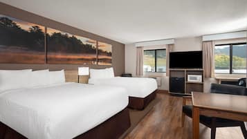 Studio Suite, 2 Queen Beds, Non Smoking | Free cribs/infant beds, rollaway beds, free WiFi, bed sheets