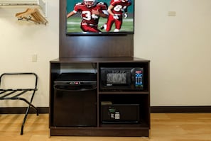 Enjoy entertainment at your fingertips with a flat-screen TV, DVD player, and microwave.