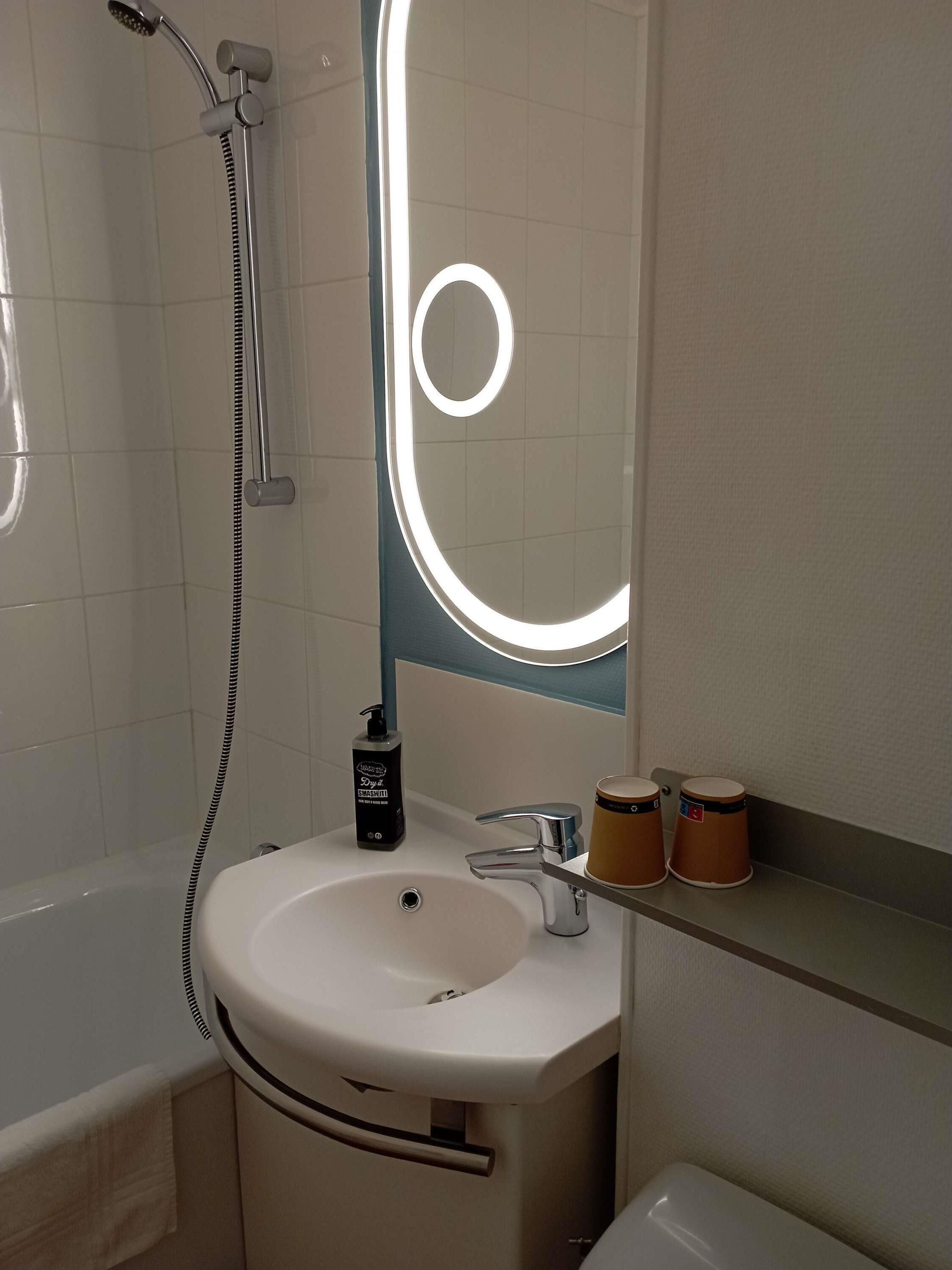 Chambre Standard, 2 lits une place