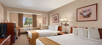 Baymont by Wyndham Golden/Red Rocks