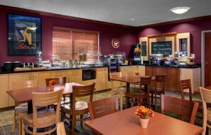 Free daily continental breakfast