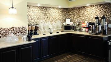 Desayuno continental incluido todos los días
