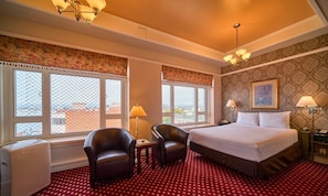 Superior Room, 1 Queen Bed, City View