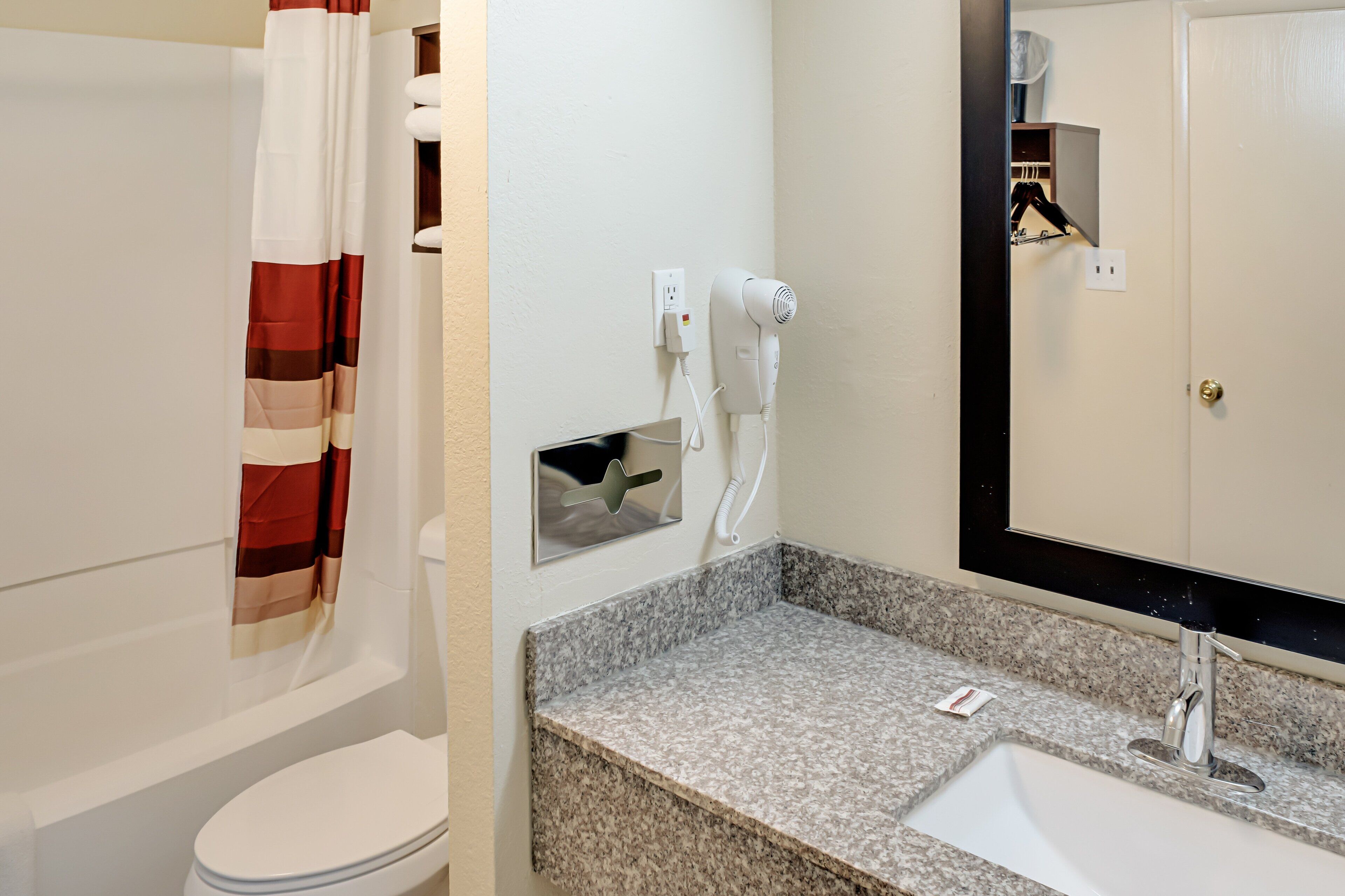 Photo - Red Roof Inn Indianapolis East