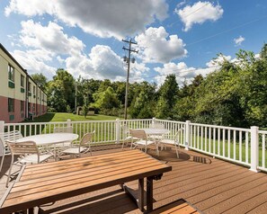 Área de parrillas y picnic