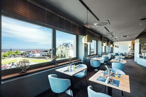 Lunch, dinner served; Regional cuisine, sea views 