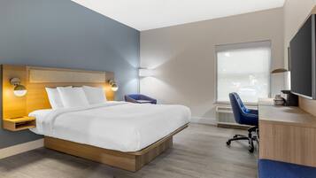 Standard Room, 1 King Bed, Accessible, Non Smoking